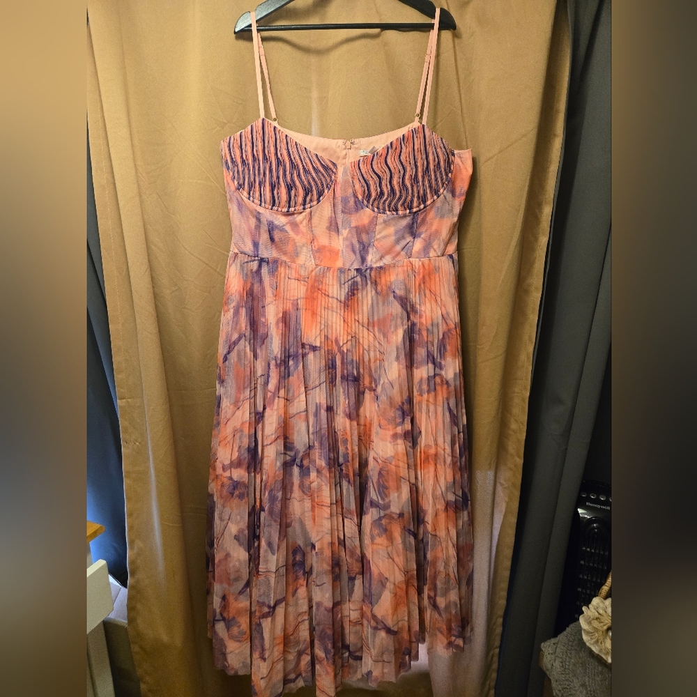 Hutch Amara size 26w Bustier Pleated Fit & Flare Midi Dress - Picture 2 of 6